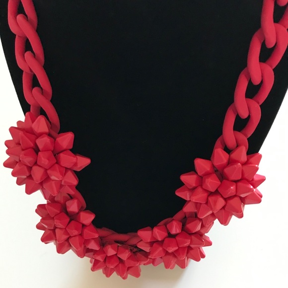 Zara Red Verbena Hand-painted Necklace - Picture 3 of 15
